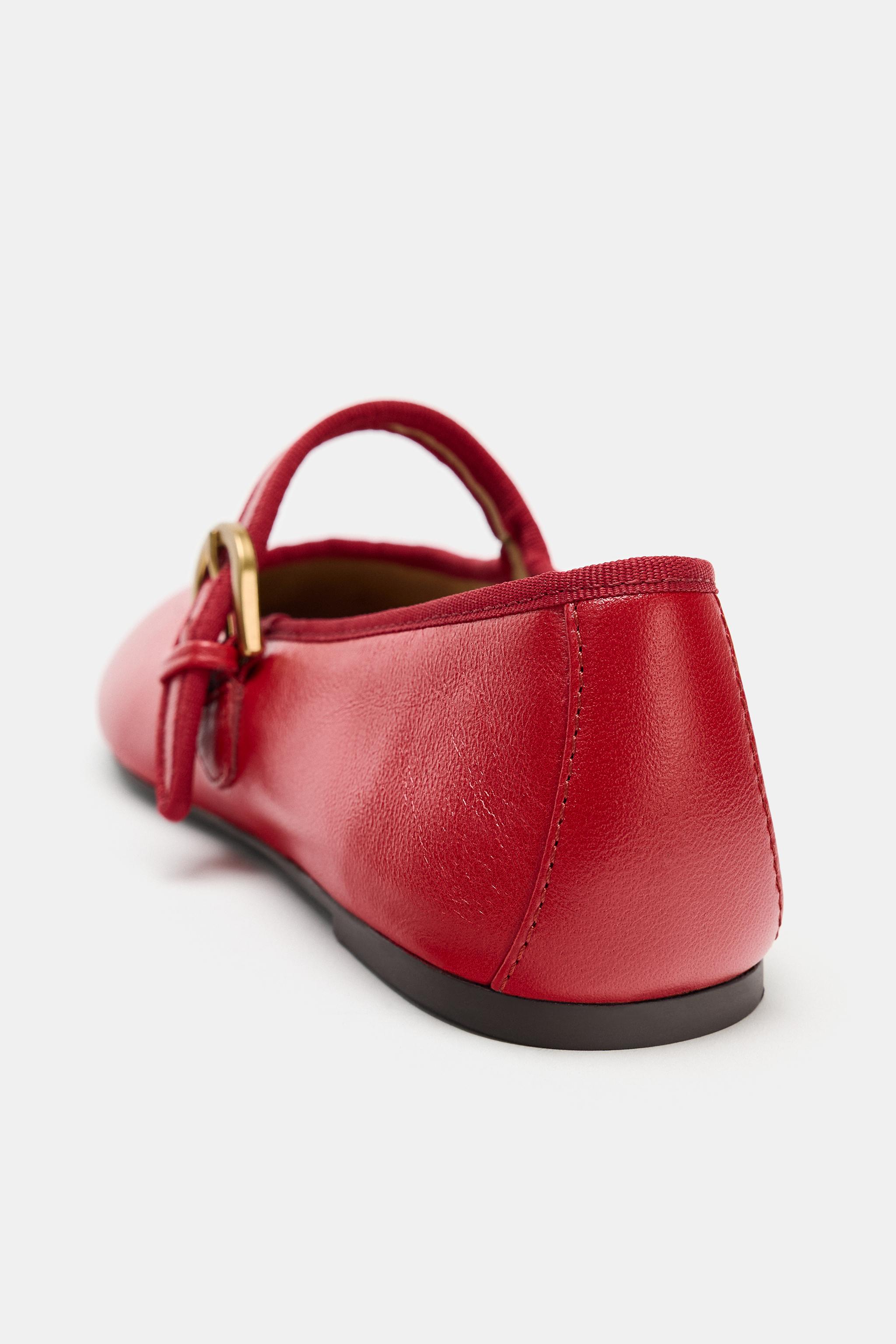 FLAT LEATHER BALLET FLATS